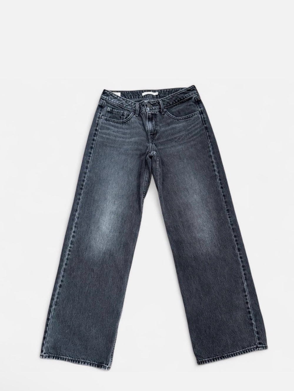 Levi’s Low Loose Women's Jeans in Black